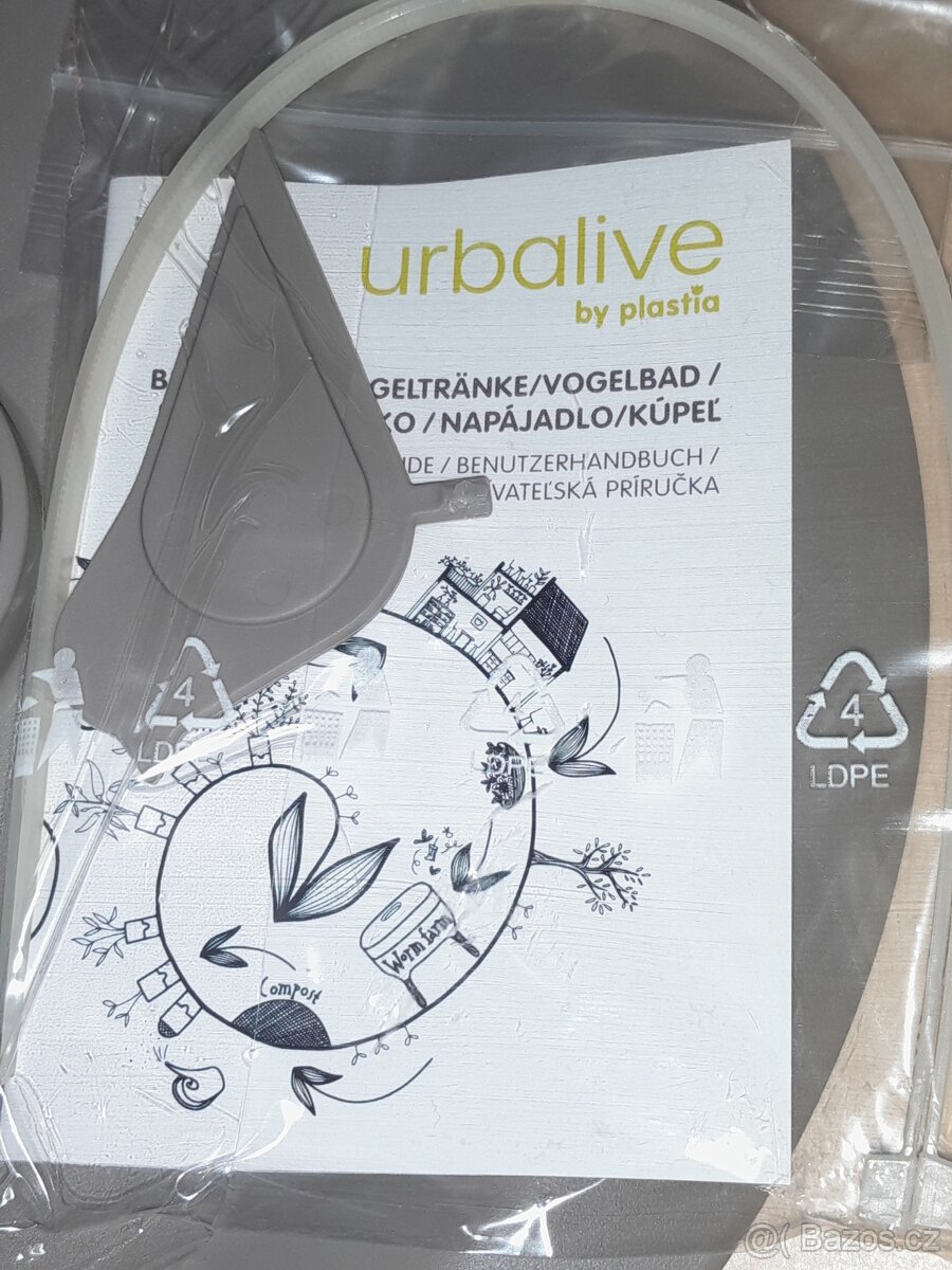 Pítko pro ptáčky finch/plastia - 10