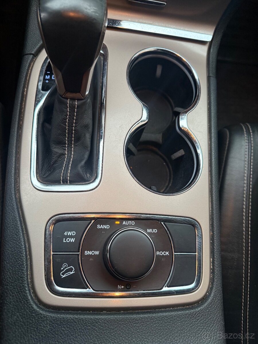 Jeep Grand Cherokee 2017 - 10