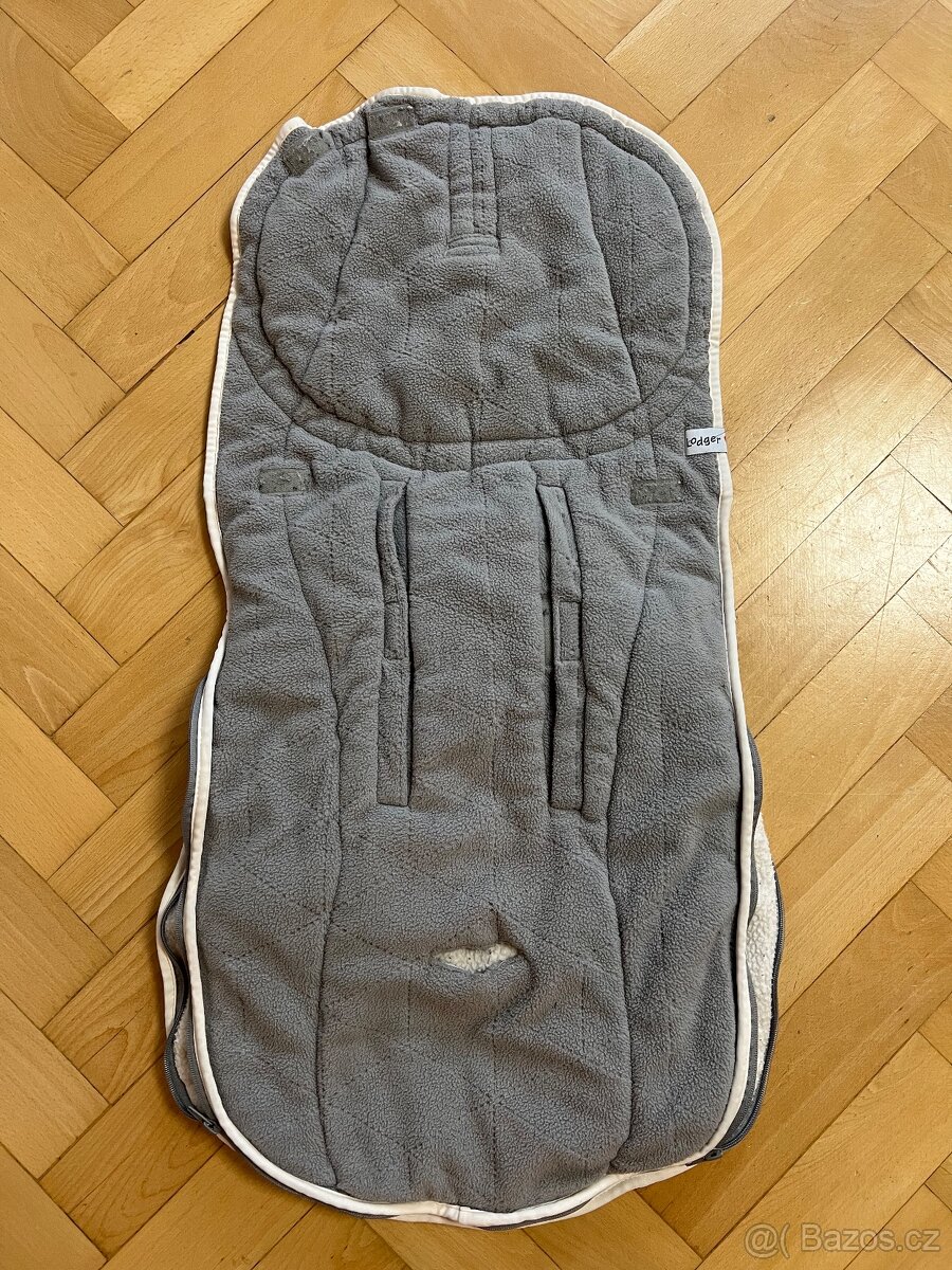 Dětská autosedačka - pro miminko - 10