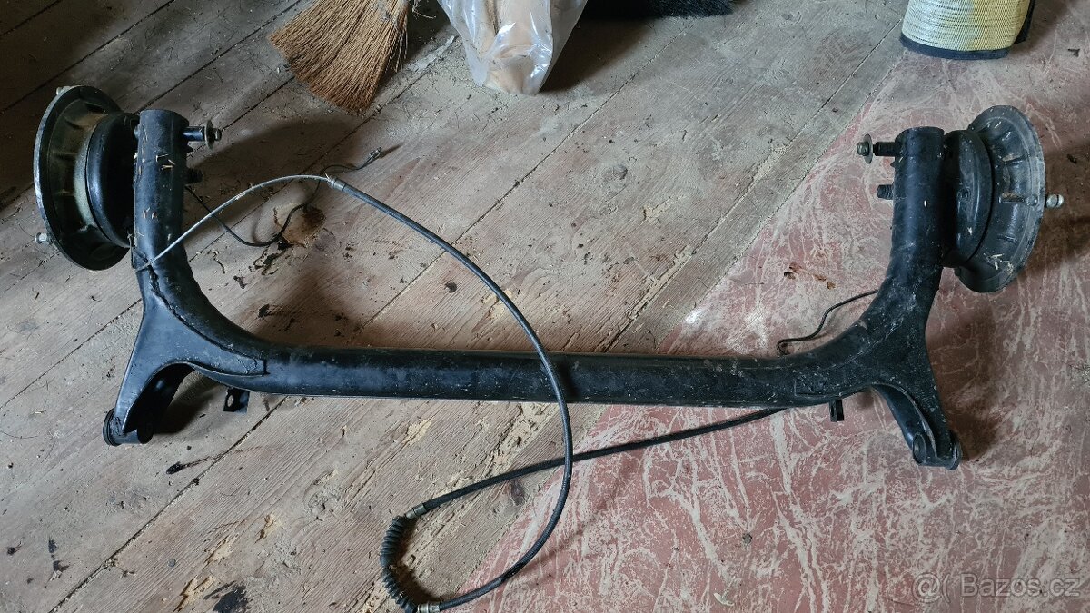 TAVRIA - náhradní díly - 10