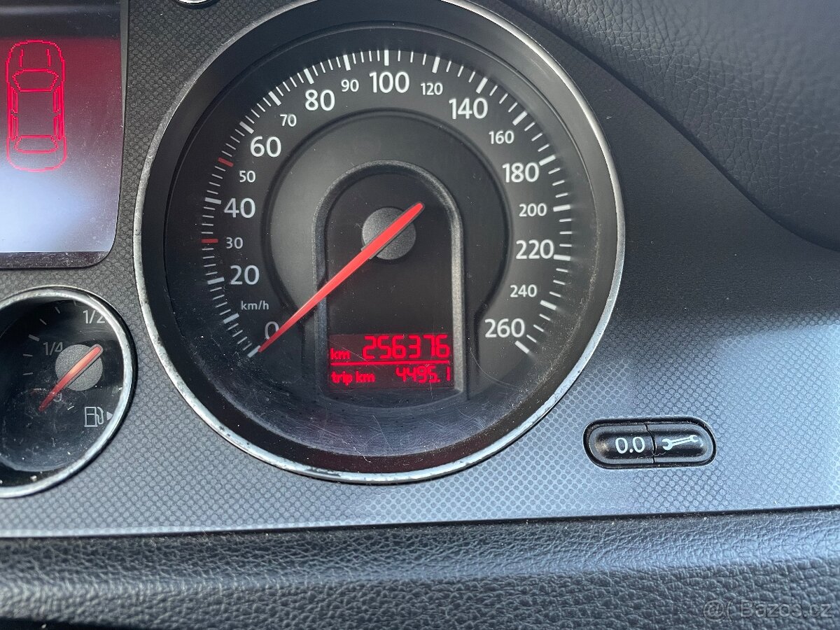 Volkswagen PassatB6 sedan 2.0 TDI - 10