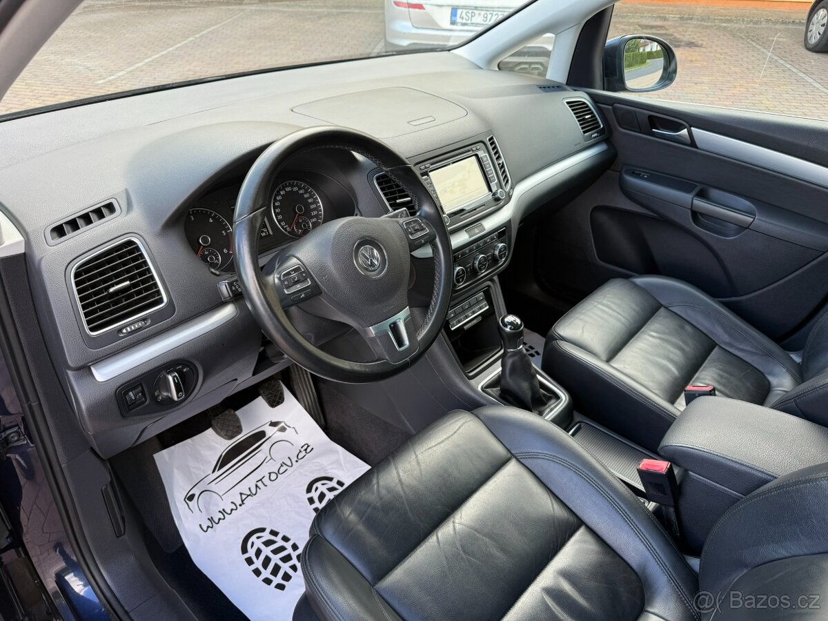 VW SHARAN 2.0 TDI 125kW-12/2012-216.785KM-PANO,KAMERA,7 MÍST - 10