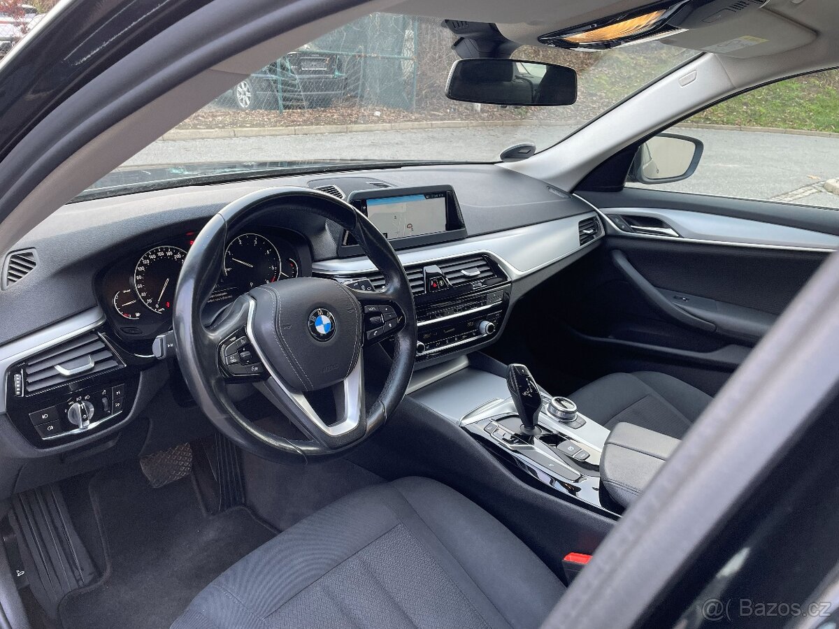 BMW 520 d 140kw ,model 2018, 148 000 km, velmi hezké, DPH - 10