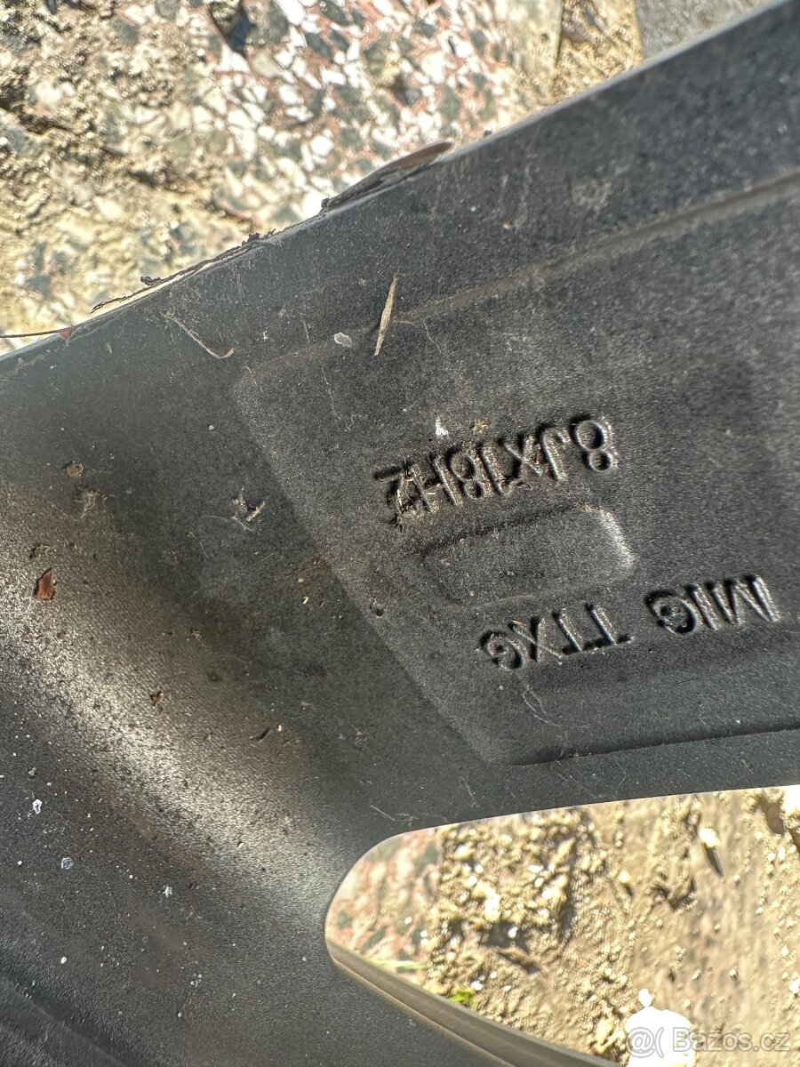 ALU KOLA DEZENT R18 5x114,3 - 10