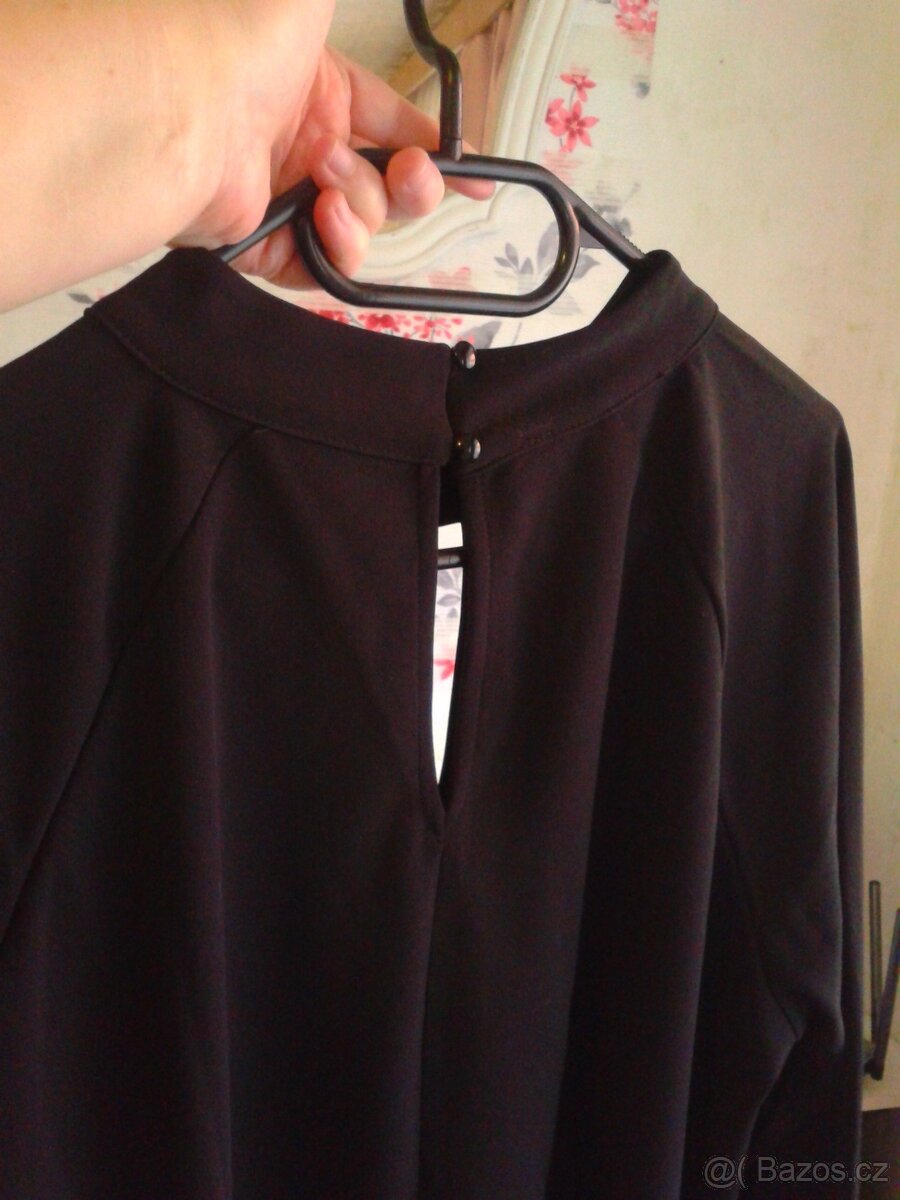 Elegantní černé šaty 48/52 - 10