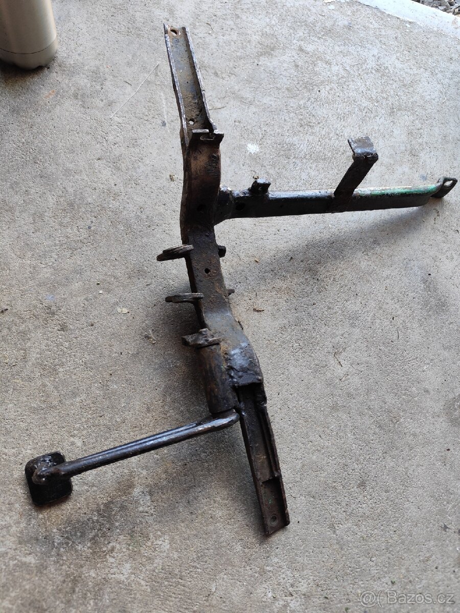 Kříž Jawa Pionýr - 10