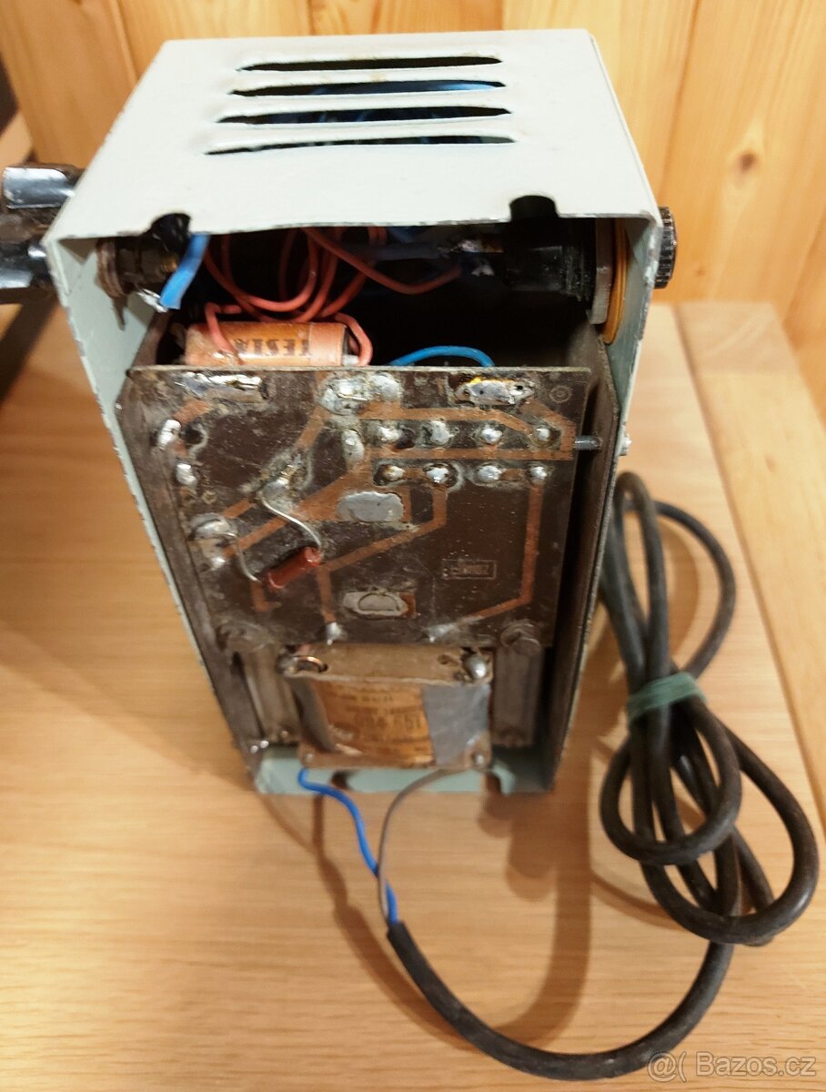 Síťový transformátor s usměrňovačem - 10