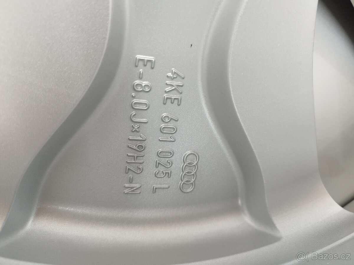 Alu kola Audi Q8 e-tron r19 - 10