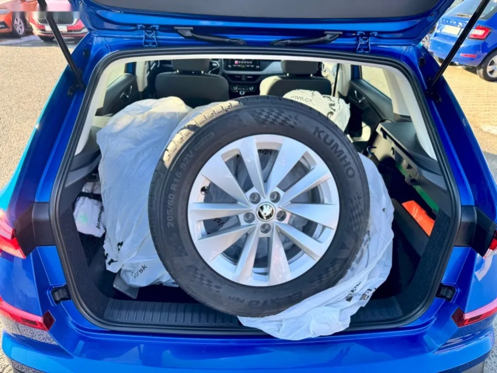 Škoda Kamiq, SELECTION 1,0 TSi / 85 kW - 10