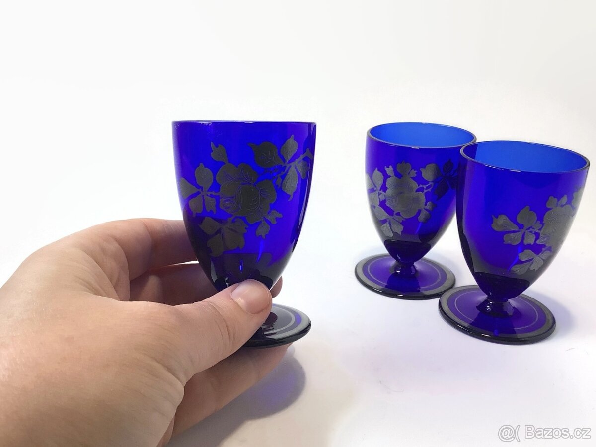 Vintage sada panáků z kobaltově modrého skla - 10