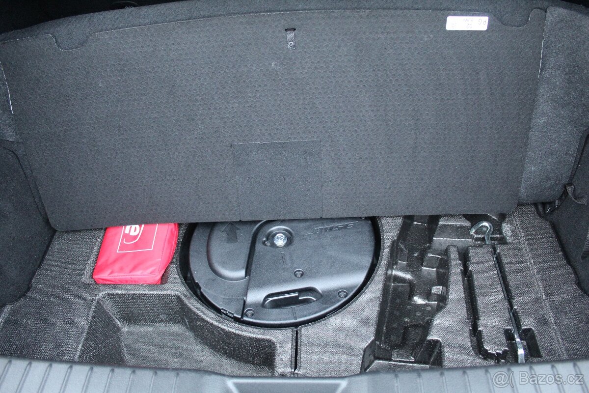 Mazda 3 2.0i 90Kw 1.majitel 59000km servis Mazda 360°kamera - 10