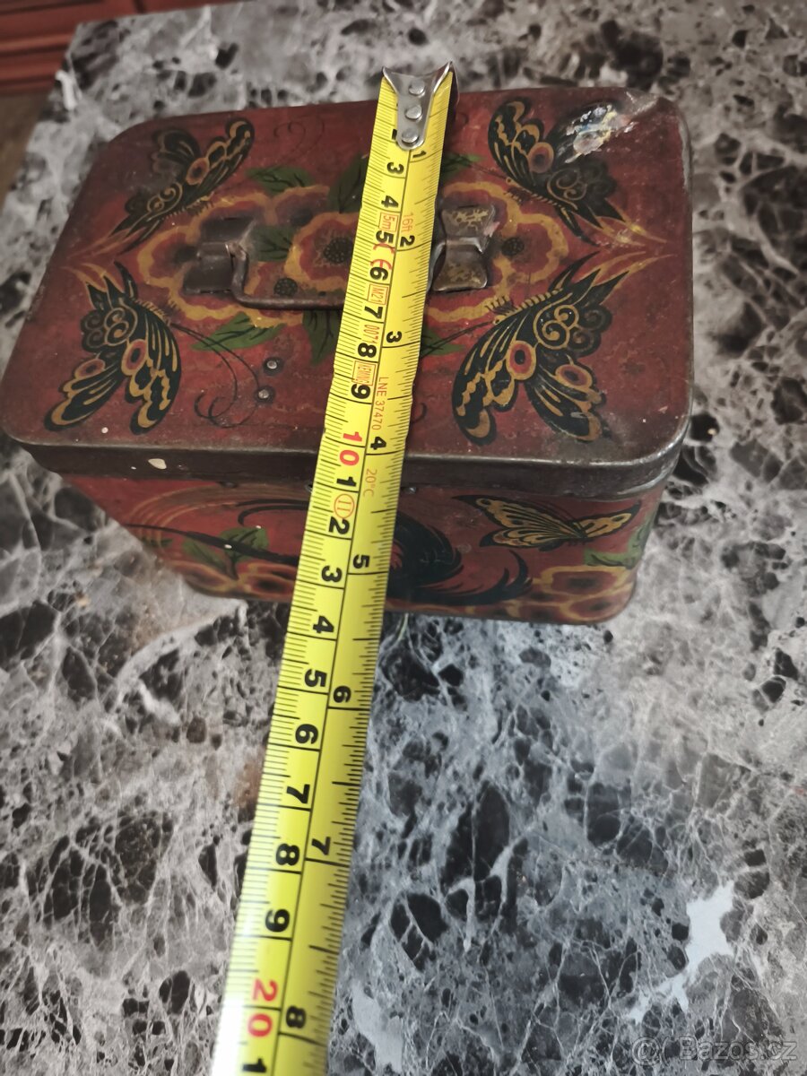 Starožitná plechovka. - 10