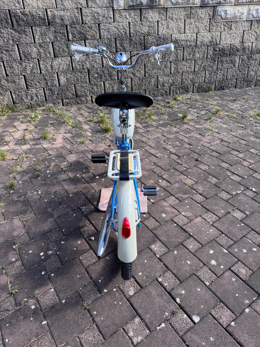 Stadion S11 - 1960 - 10