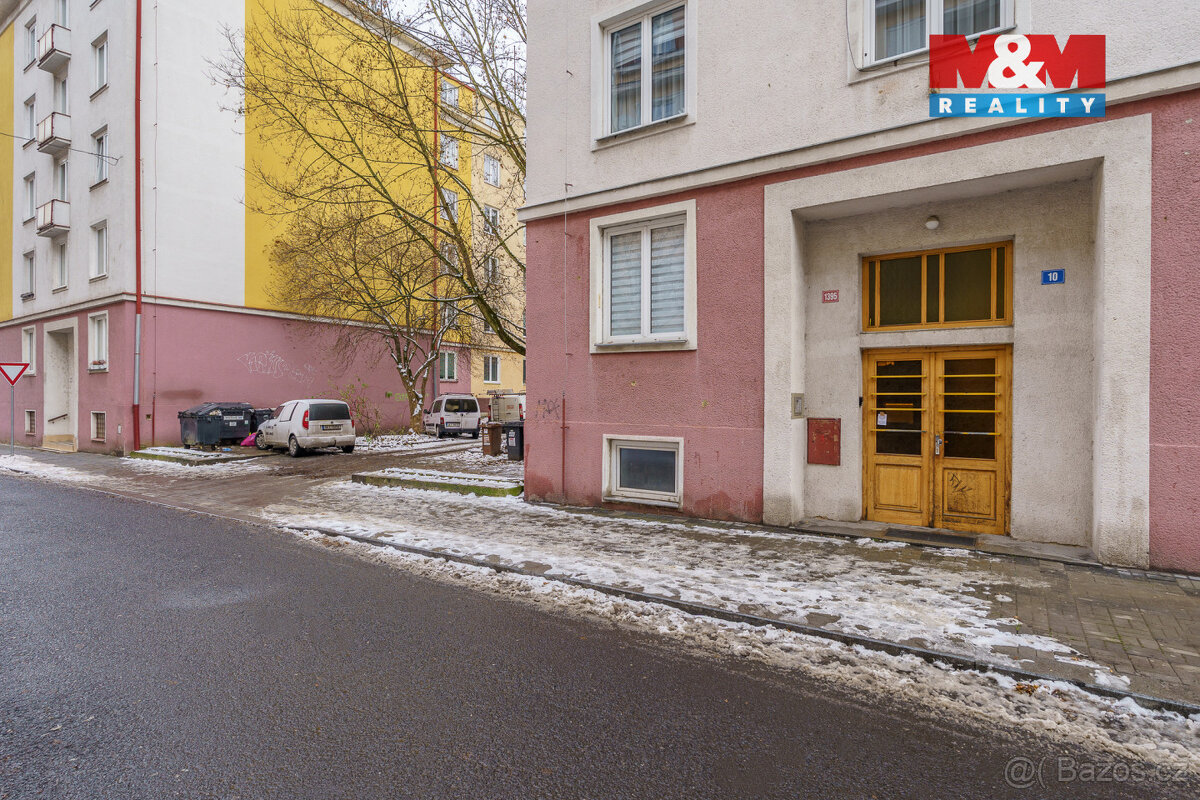 Prodej bytu 2+1, 55 m², Karlovy Vary, ul. K. Čapka - 10