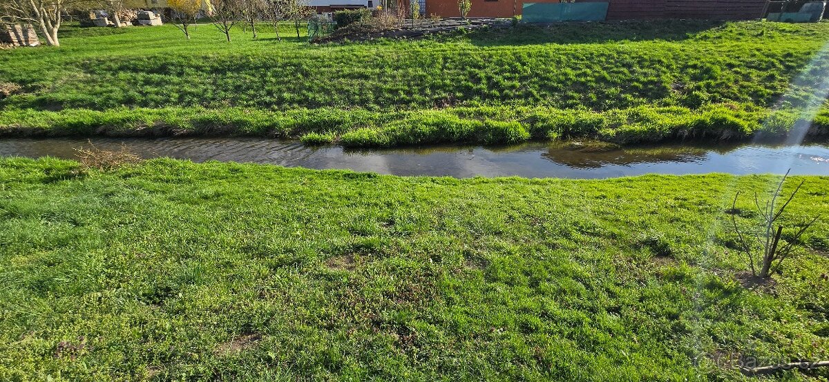 Zahrada s chatkou - 10