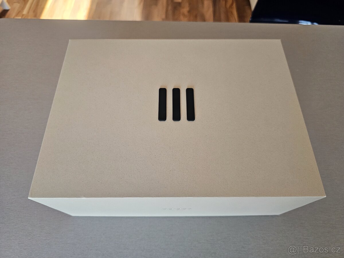 Fear of God x Adidas Los Angeles Runner - 10