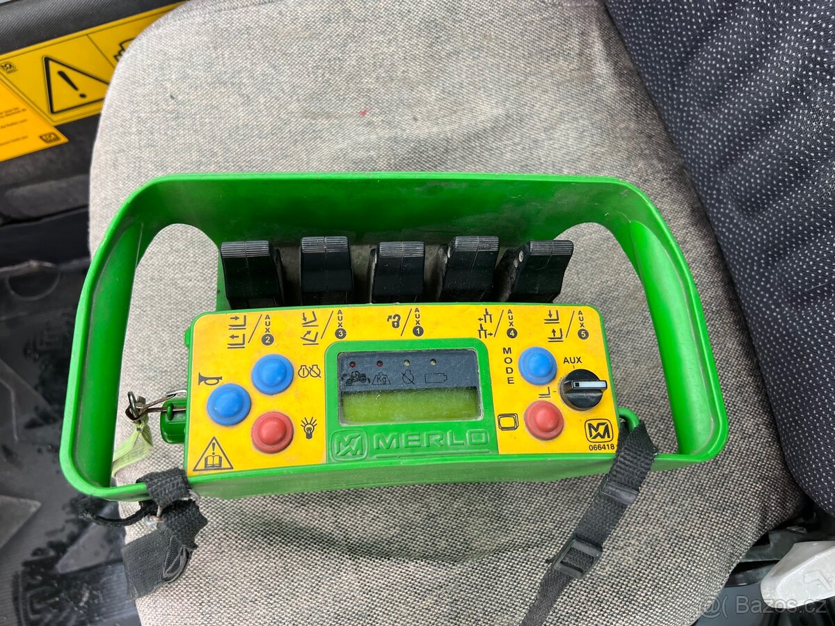 Merlo ROTO 40.26 MCSS – 2014 – ovladač + příslušenství - 10