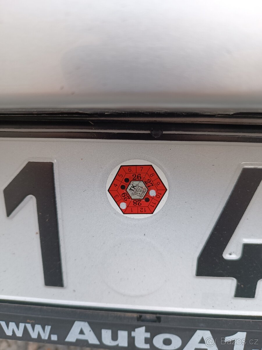 Prodám Toyotu RAV4 - 10