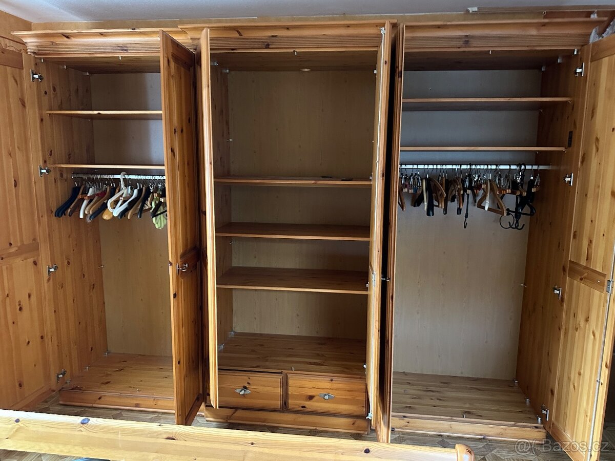 CELOMASIVNÍ ZNAČKOVÁ LOŽNICE MUSTERRING, BOROVICE - 10