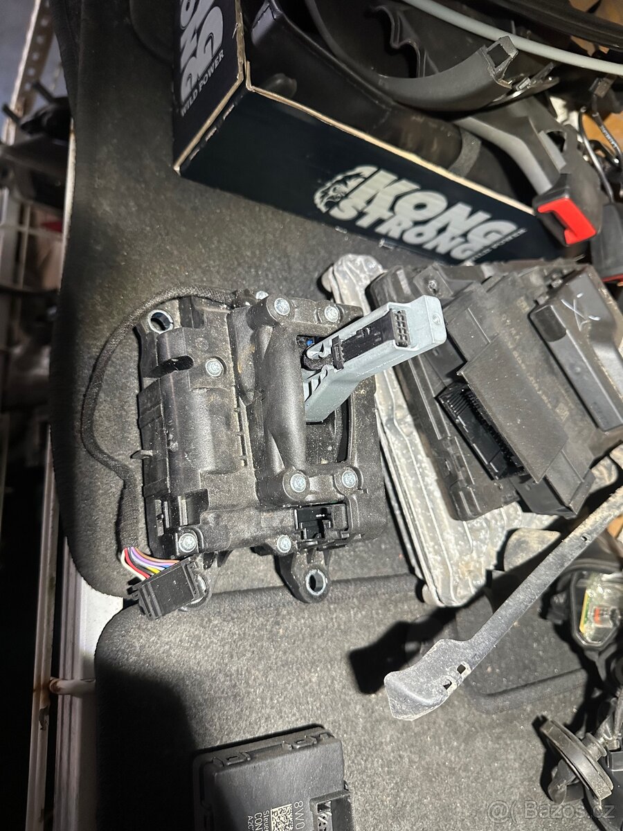 Díly Audi a4 b9 - 10