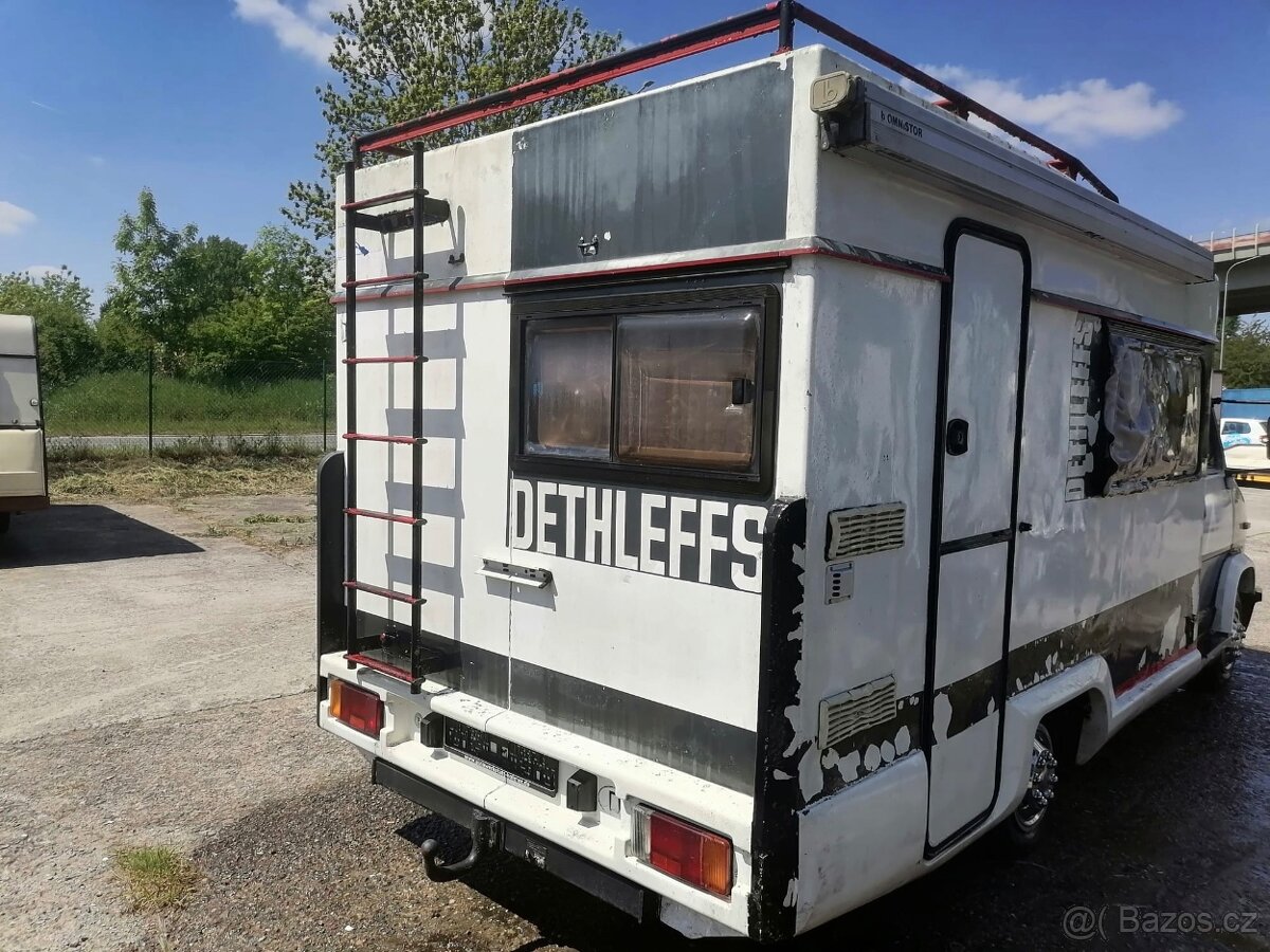 Obytný automobil Fiat 280 - 10