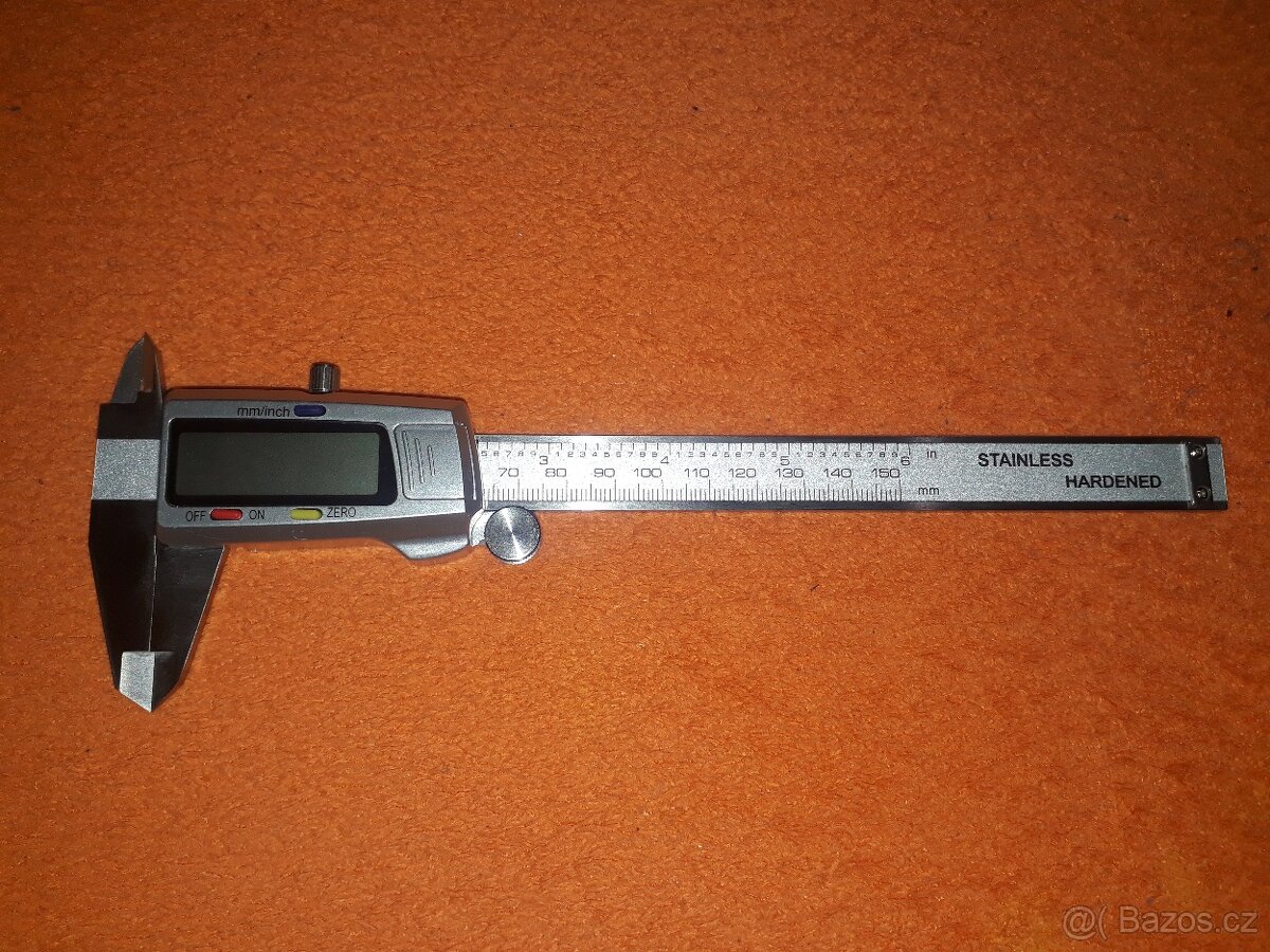 Digitální posuvné měřítko s LCD displejem. - 10