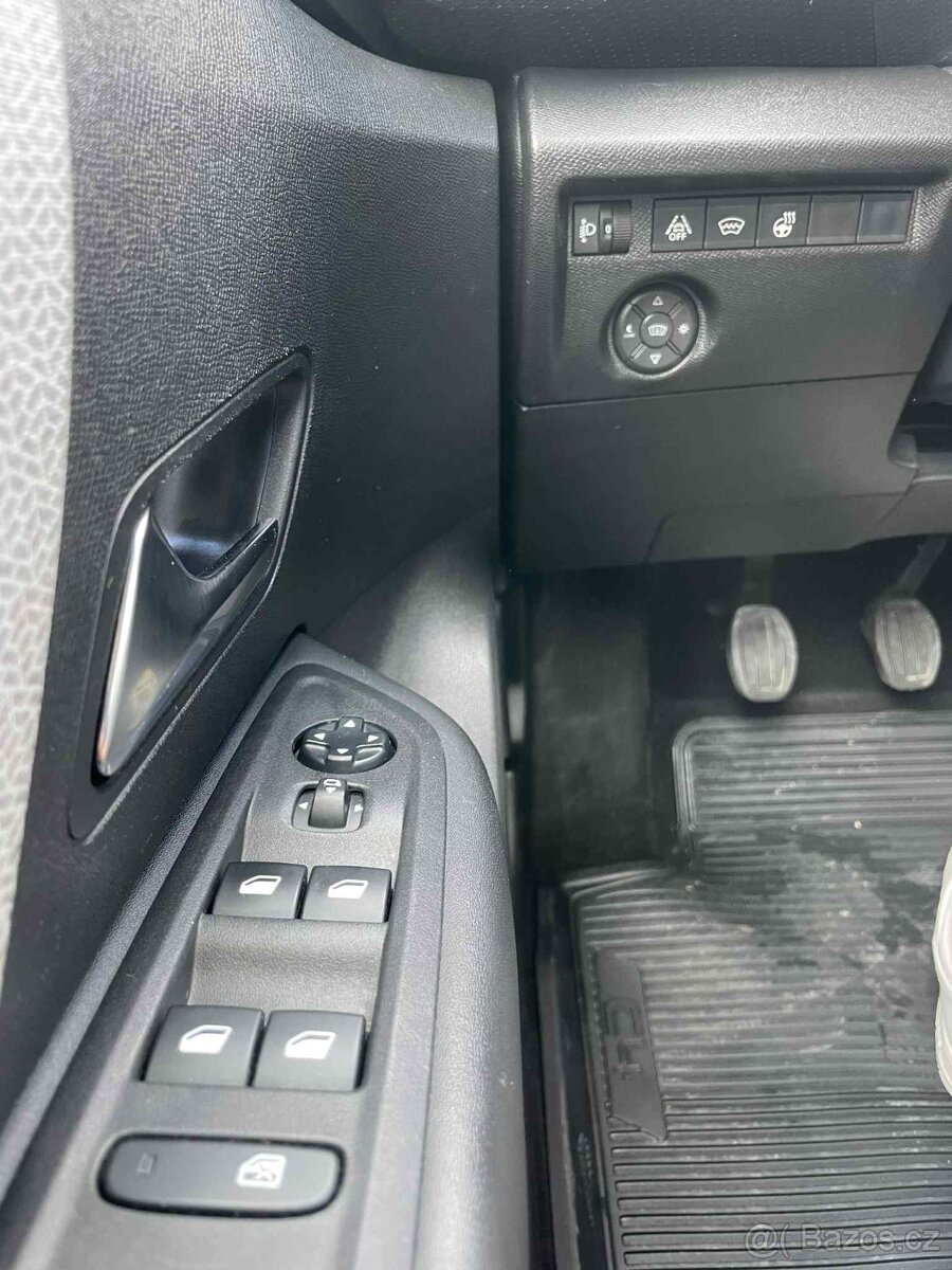 Citroën C4 PureTech 130 S&S Shine - 10