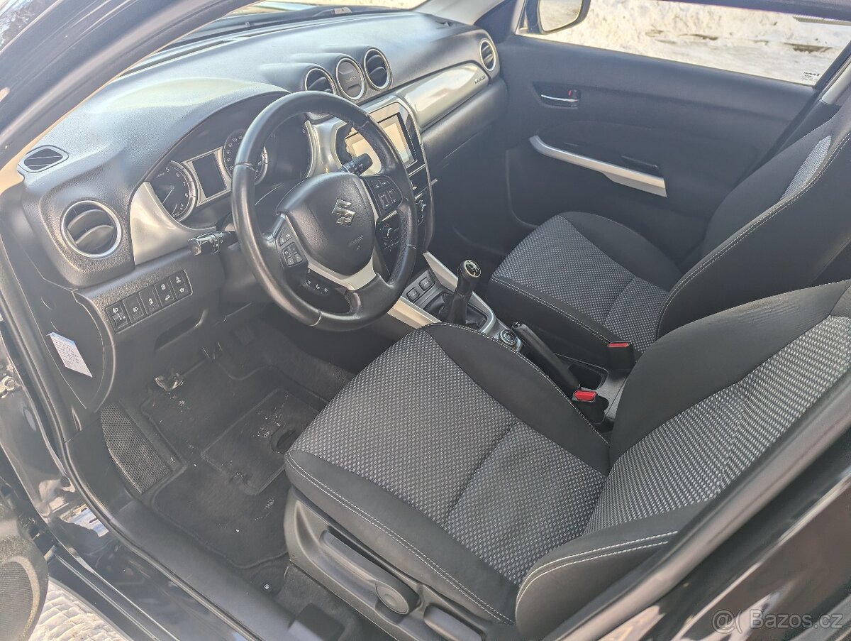 Suzuki Vitara, 1.6 AllGrip 4x4, 1. maj., CZ - 10