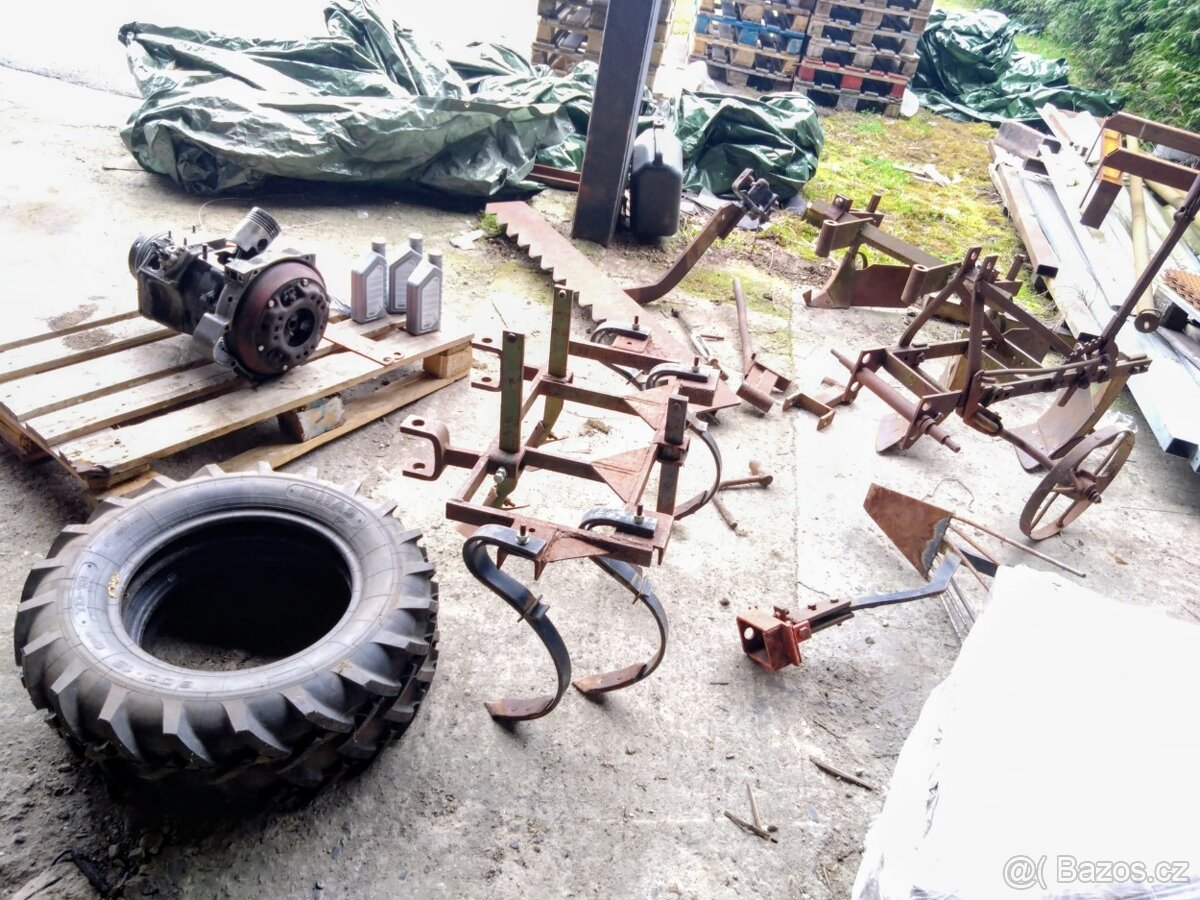 Malotraktor T4K-10 - 10