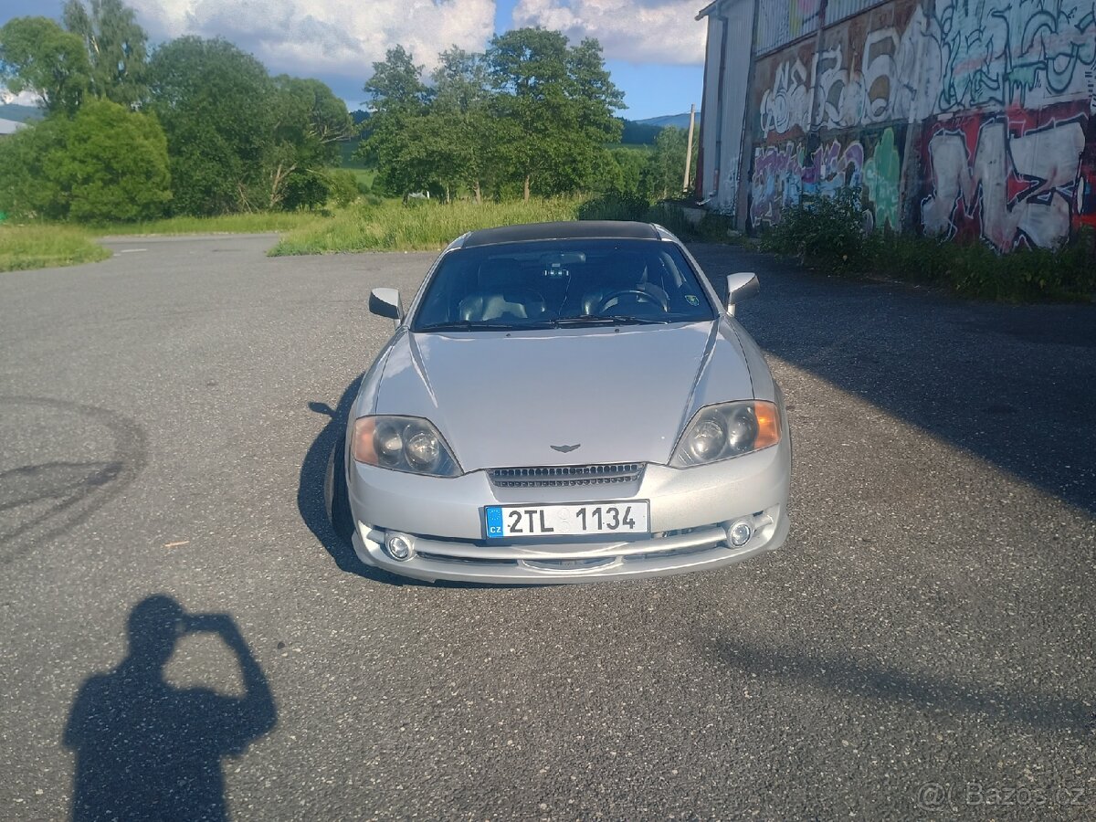 Hyundai coupe Tiburon 2.7 V6 - 10