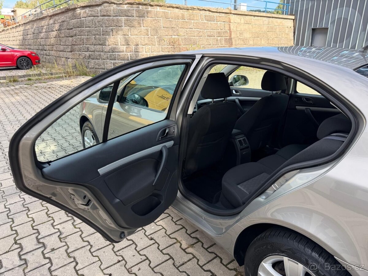 Škoda Octavia 1,2 TSI Elegance/77 kW/1.maj - 10