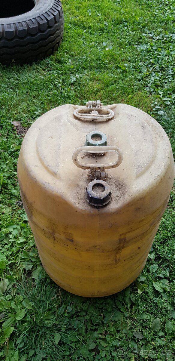 Plastové barely - 10