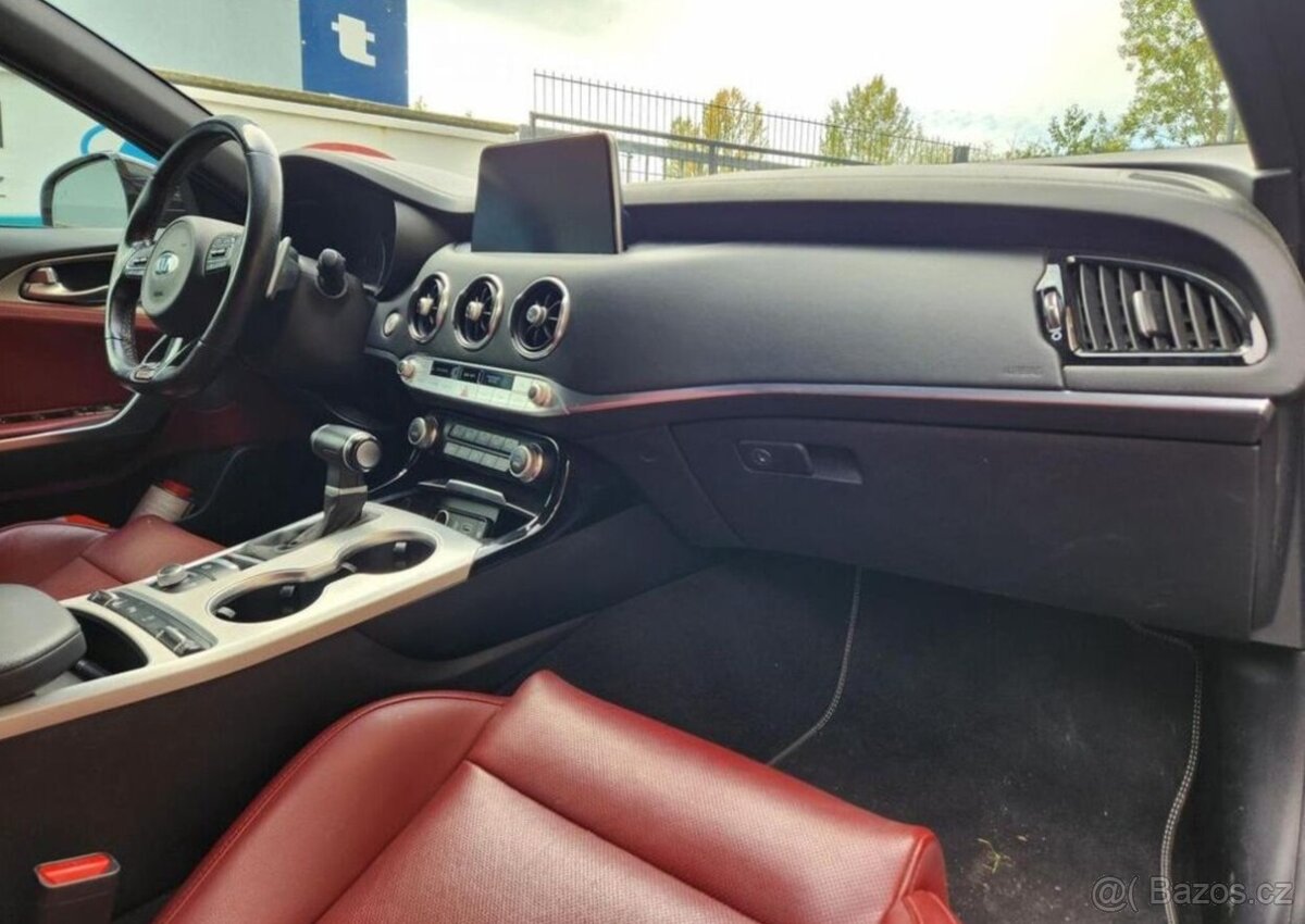 Kia Stinger 3.3-GT-RED KŮŽE-AUTOMAT - 10