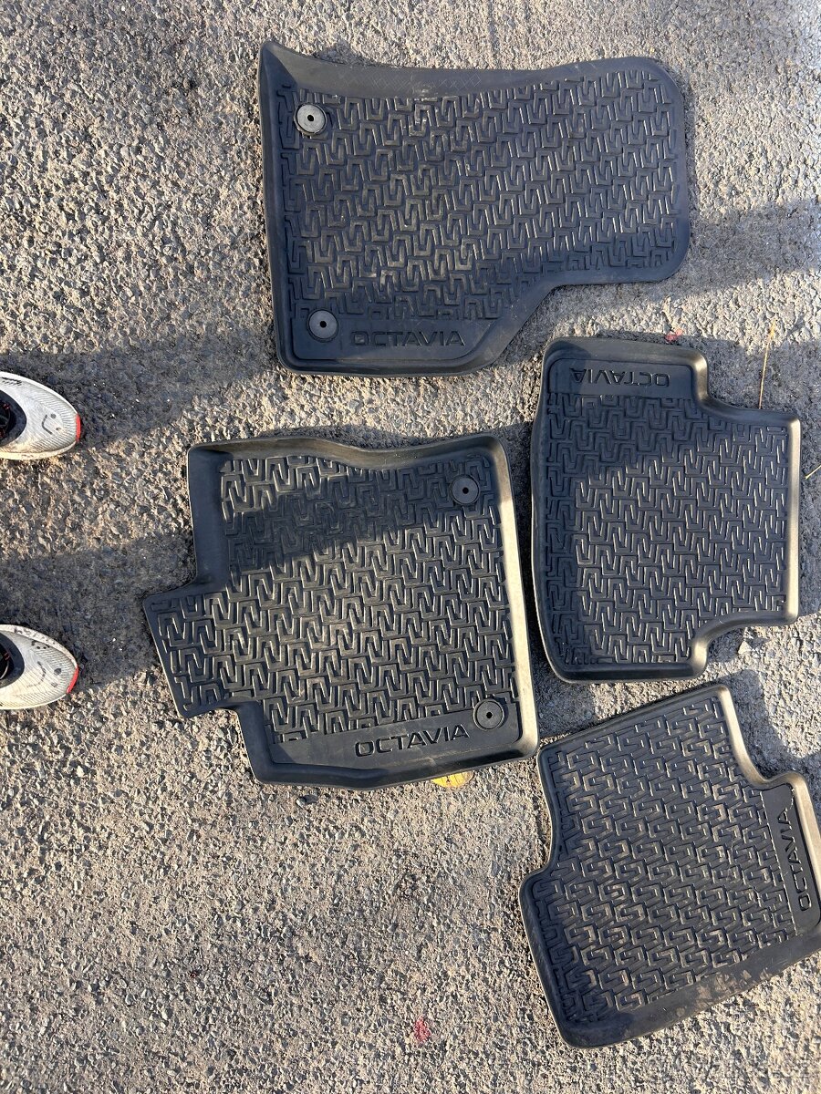 Prodám koberečky Škoda - 10