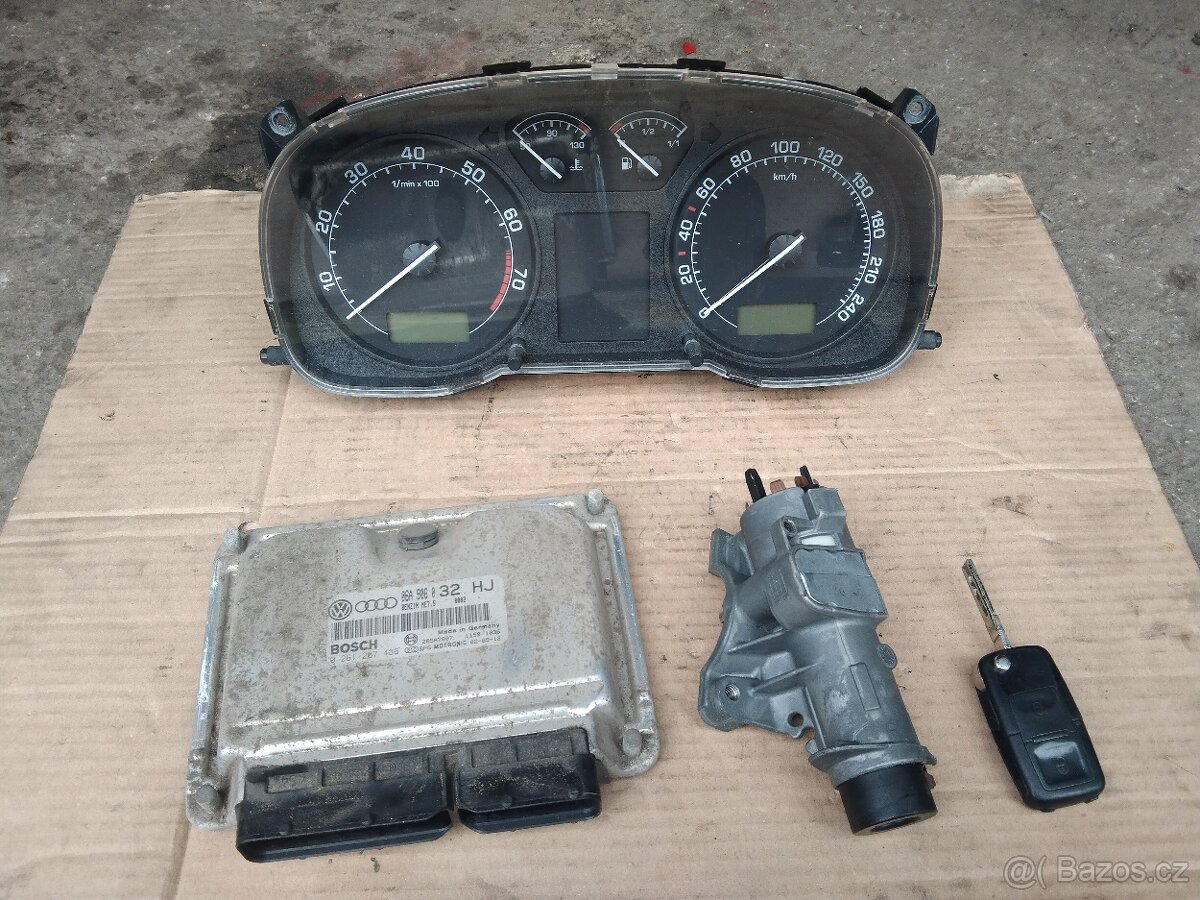 Škoda Octavia 1 1.8T - náhradní díly - 10