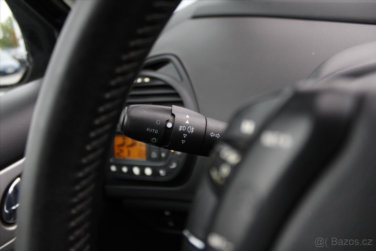 Citroën C4 Picasso 1.6i 7-MÍST ČR (2009) - 10
