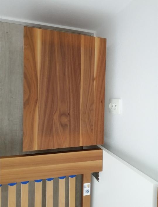 Postel, stolky rošty + v případně matrace zdarma - 10