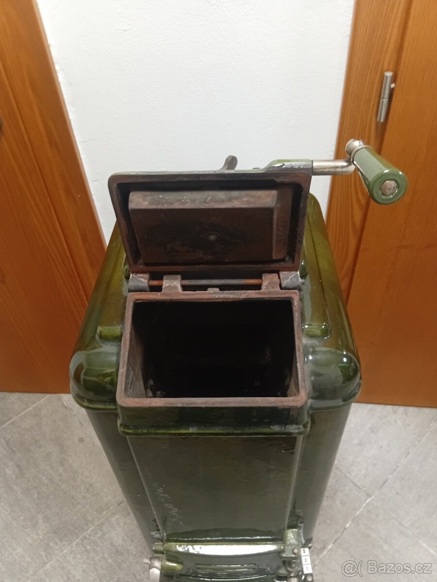 Prodám starožitná litinová Kamna - 10