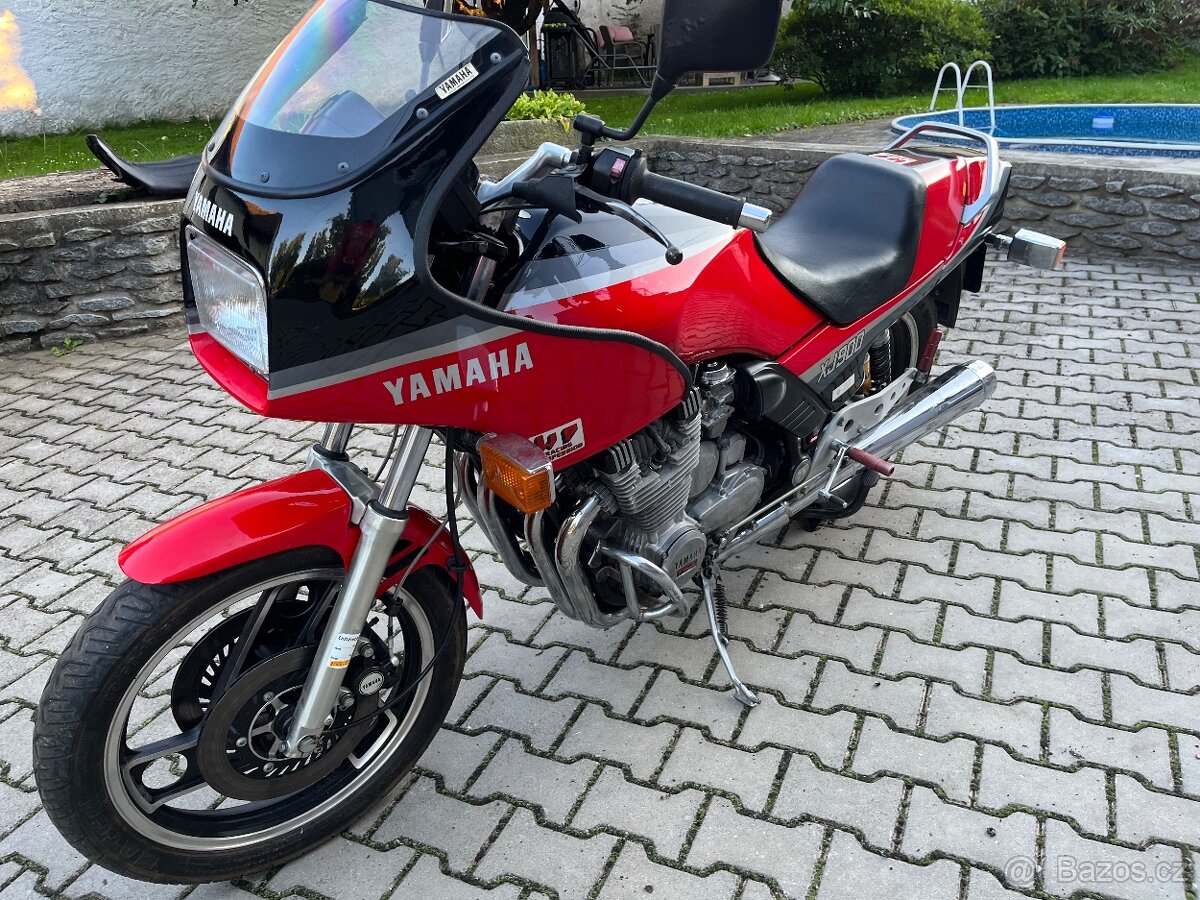 Yamaha XJ 900 - 10
