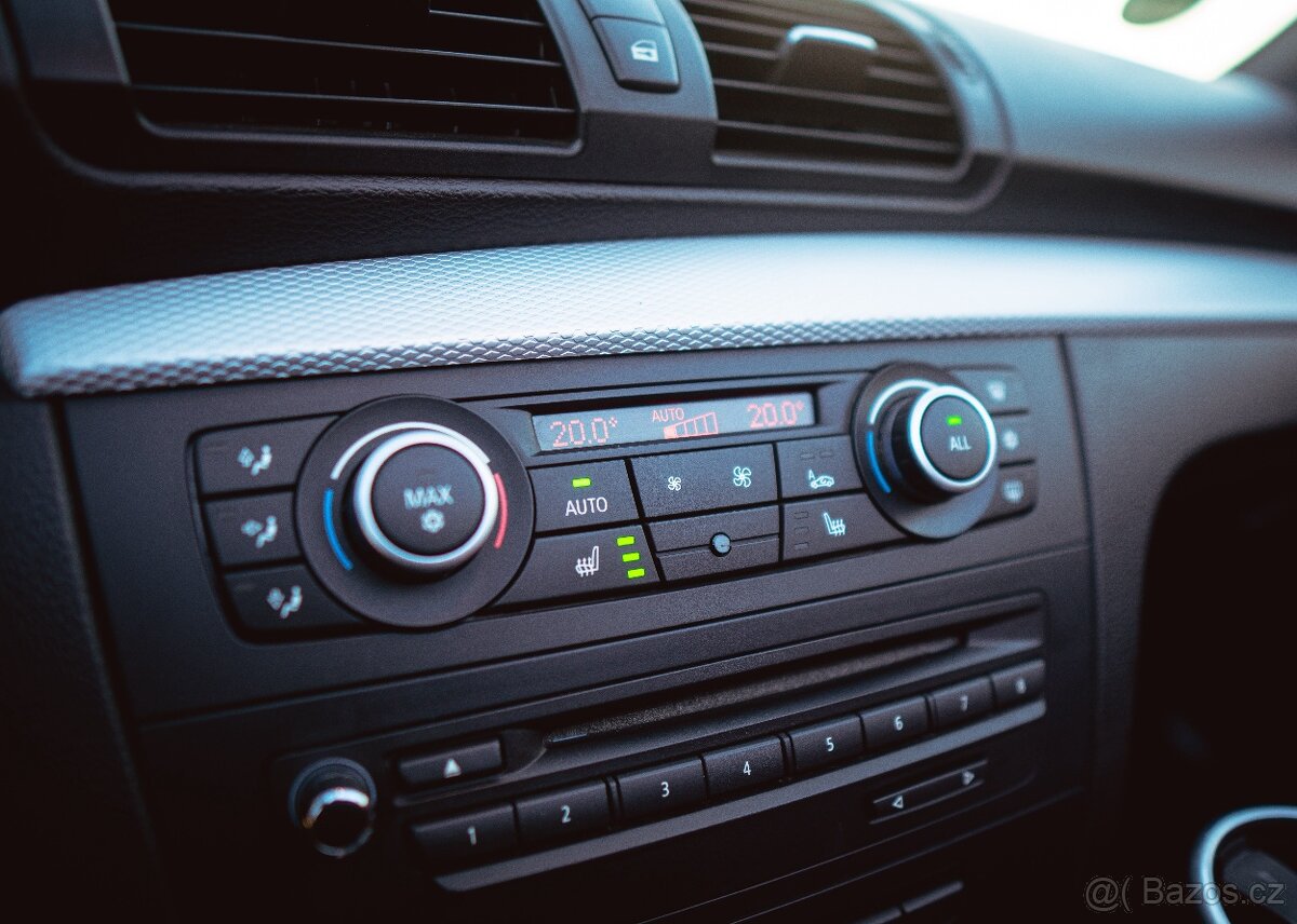 BMW 135i - LCI - E88 - DKG - EU verze - 10