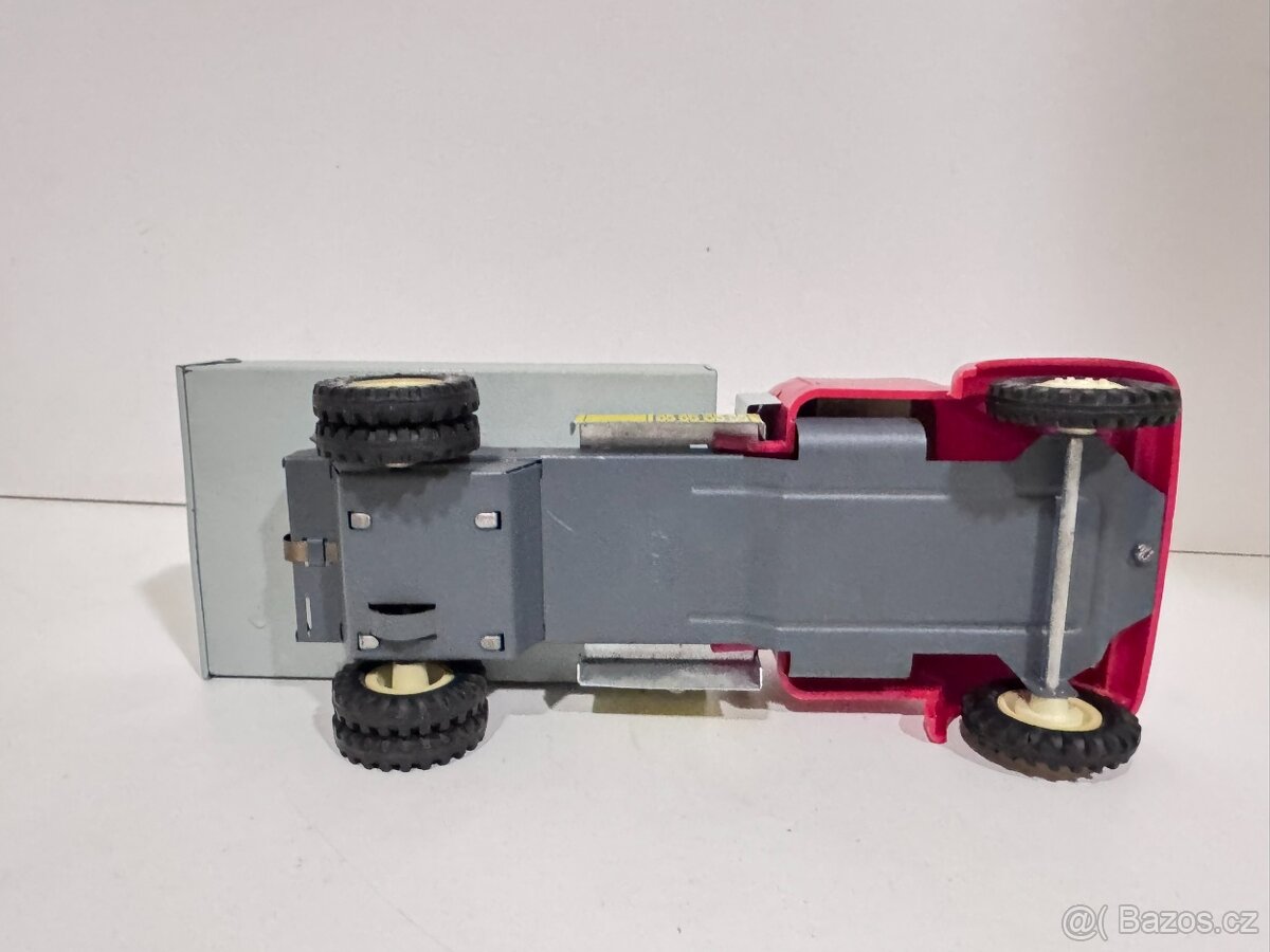 ITES - stará hračka - PRAGA S5T - 10