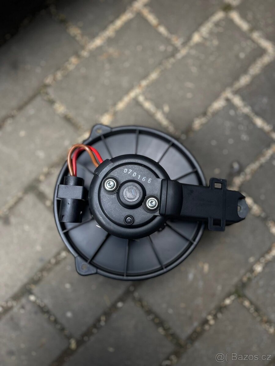 Díly na Audi A6 C5 - 10