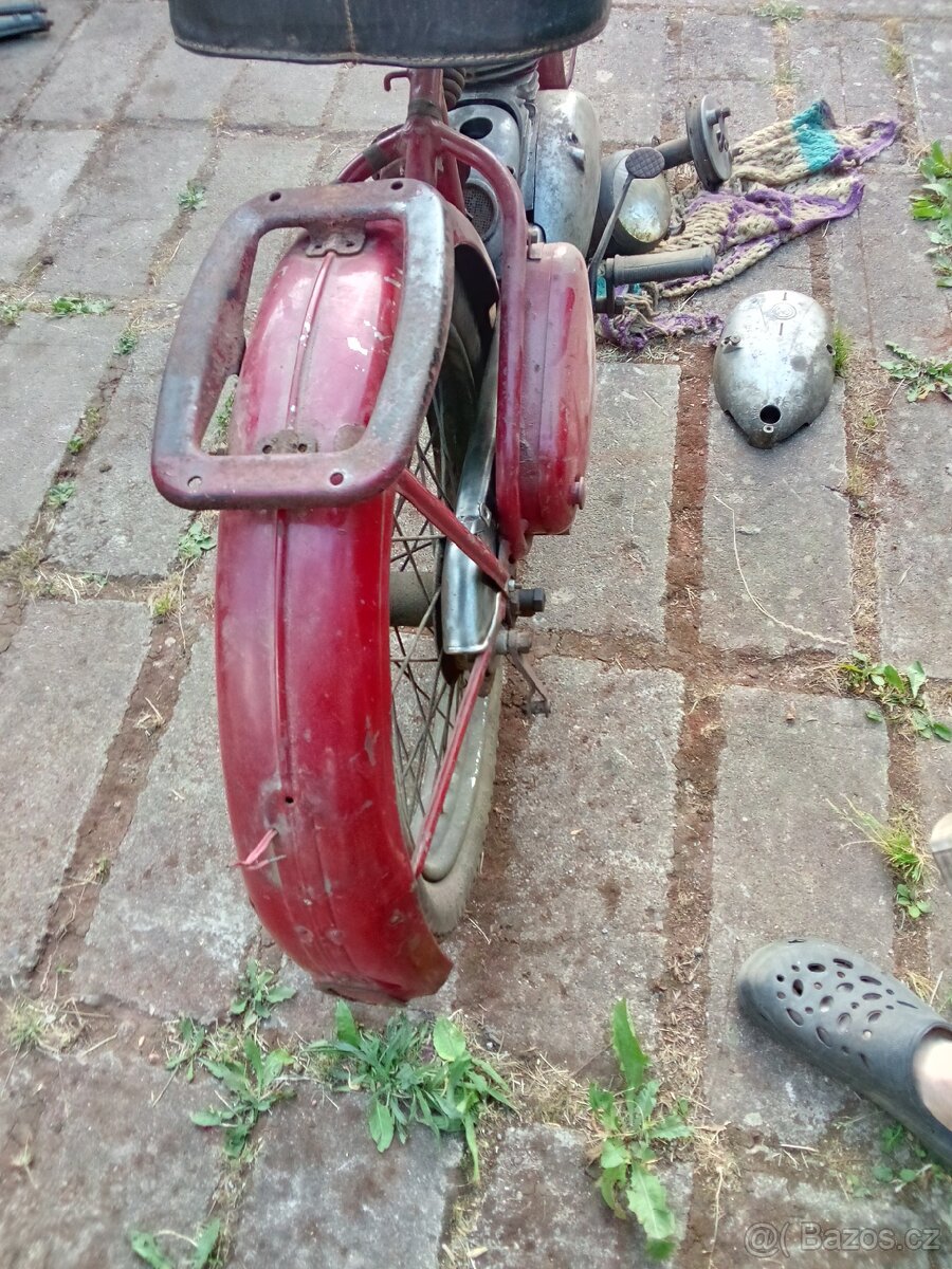 Čz 150 neodperovany zadek. - 10