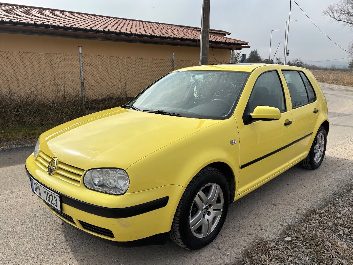 VW Golf IV 1.6 i - 10