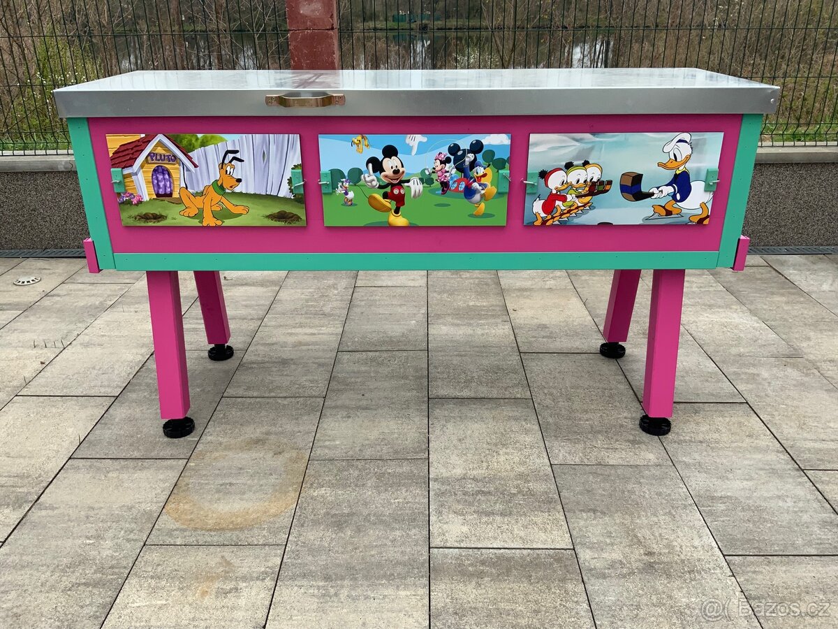 Vceli uly tranbus - 10