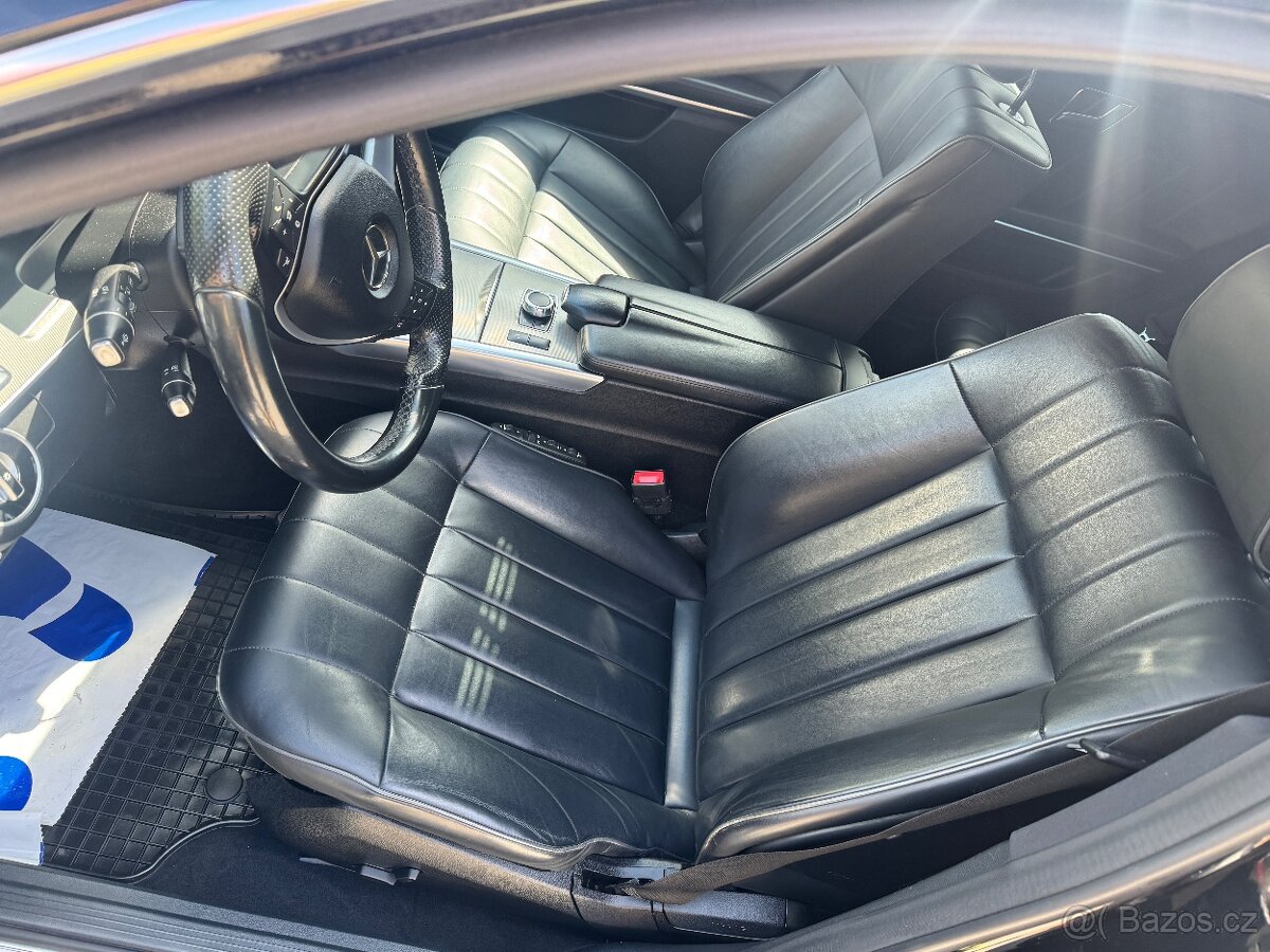 Prodám Mercedes E 220 4x4 provoz 2017 automat - 10