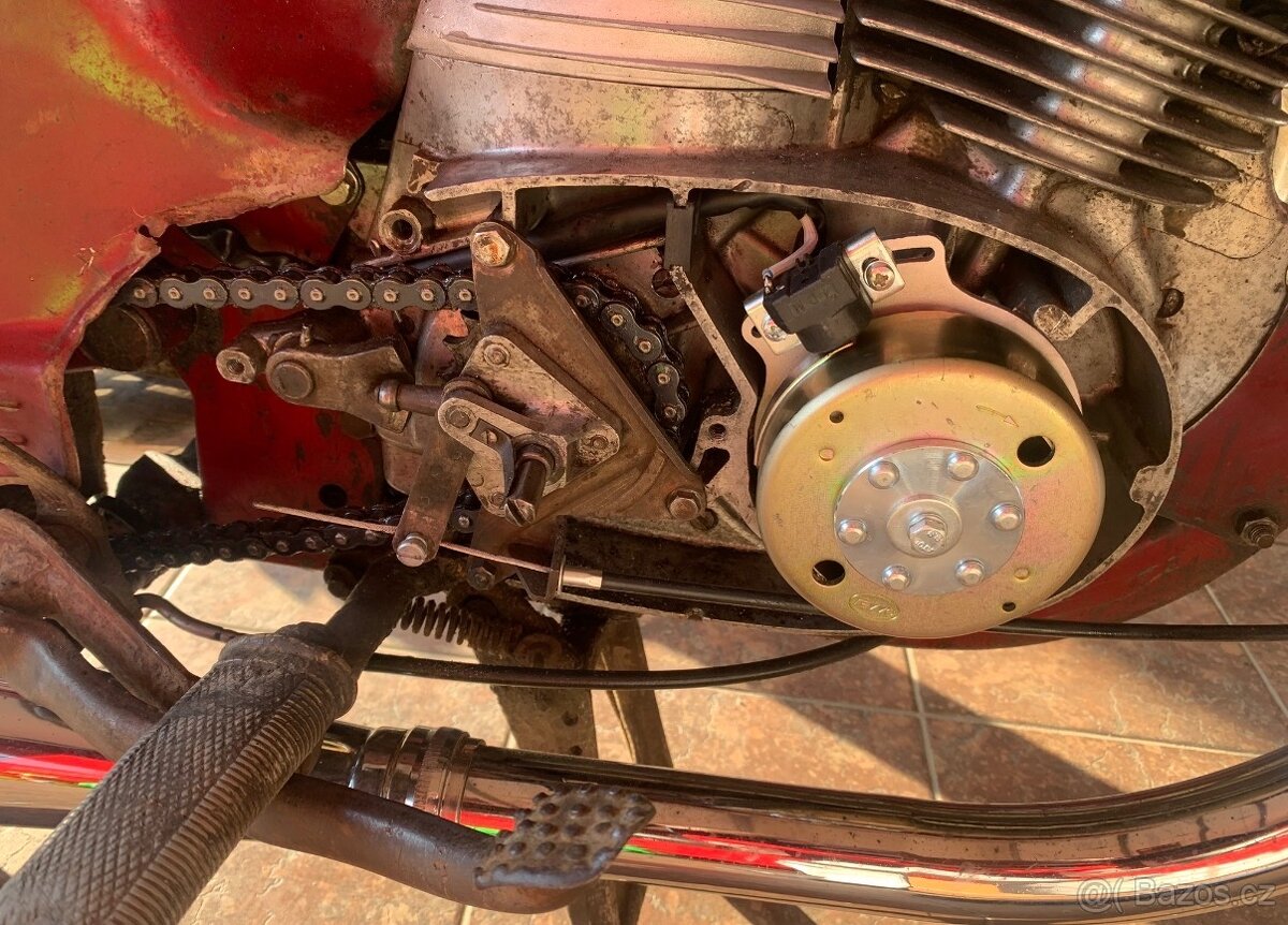 Jawa 250/353. Kývačka - 10