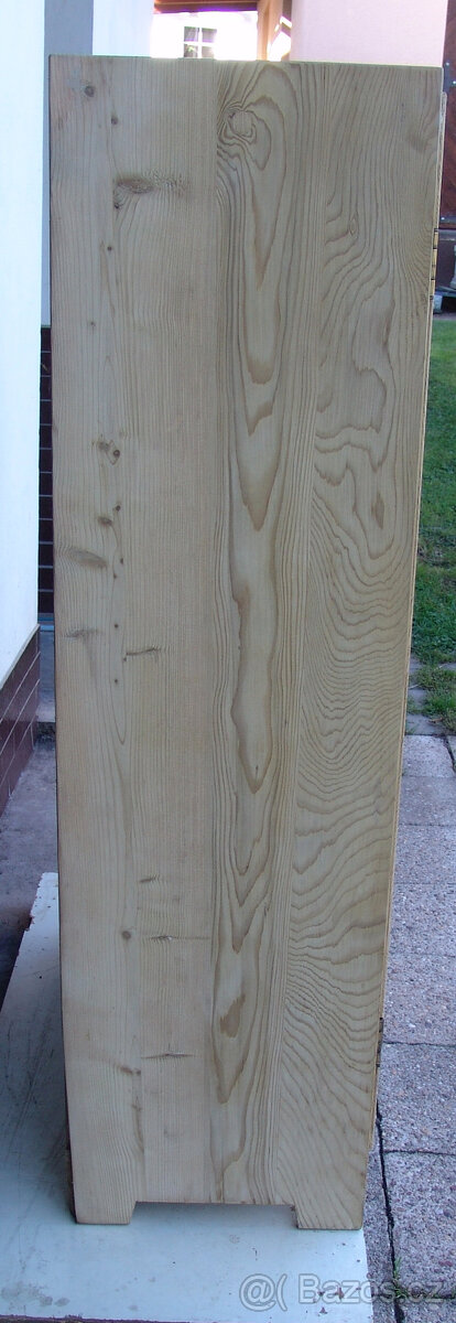 Starožitná skřínka, špajzka - 10