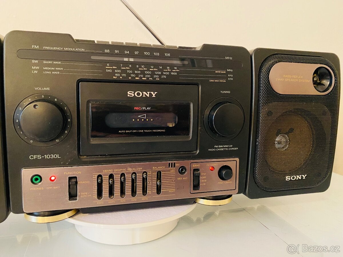 Radiomagnetofon Sony CFS-1030l, 90.léta - 10