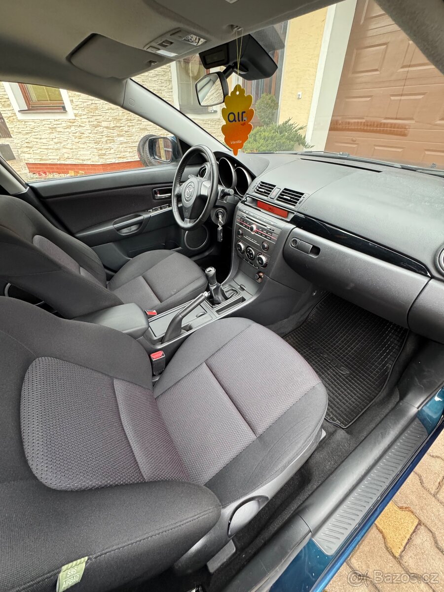 MAZDA 3. 1,6 16V 95.000 KM - Krásný stav - 10